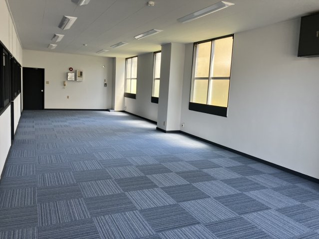 蒲郡事務所の内装