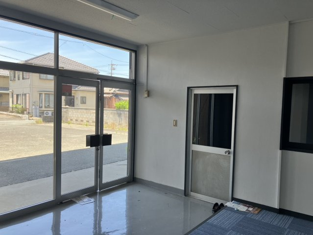 蒲郡事務所の内装