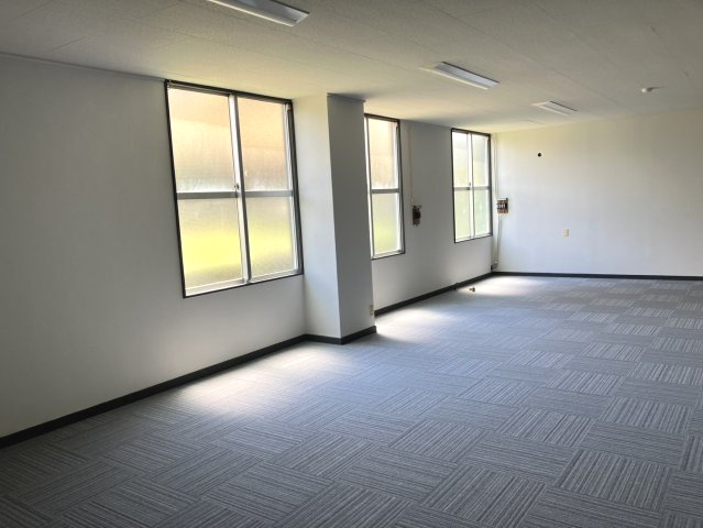 蒲郡事務所の内装