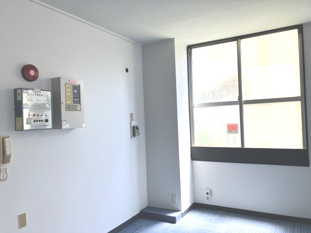 蒲郡事務所の内装