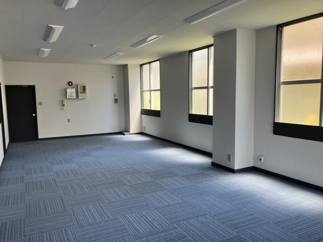 蒲郡事務所の内装