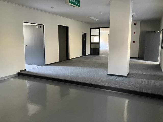 蒲郡事務所の内装