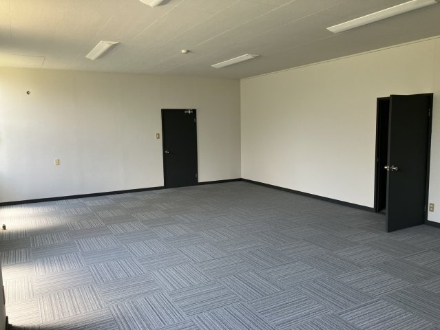 蒲郡事務所の内装