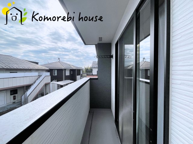 西区内野本郷　新築一戸建て　CHELINO　01のバルコニー|バルコニーがあります