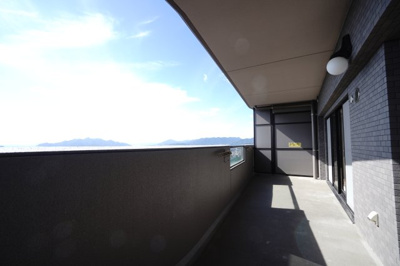 【バルコニー】 | 【上質リノベ】フローレンス井口台 | 現地（2024年10月30日11：00頃）撮影