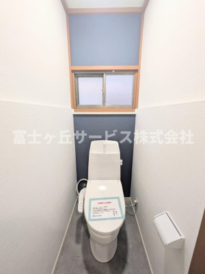 【トイレ】 | 浜松市中央区神原町 中古戸建て | １Fのトイレです