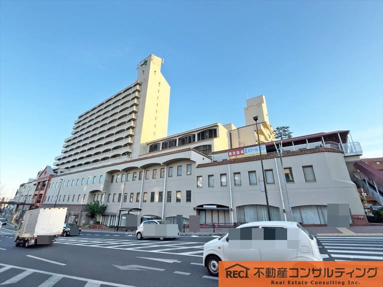 夙川グリーンタウン南棟の外観