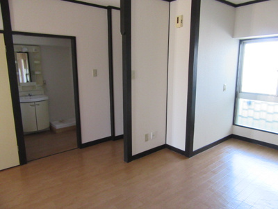 【居間・リビング】 | 佐久昭和ビル