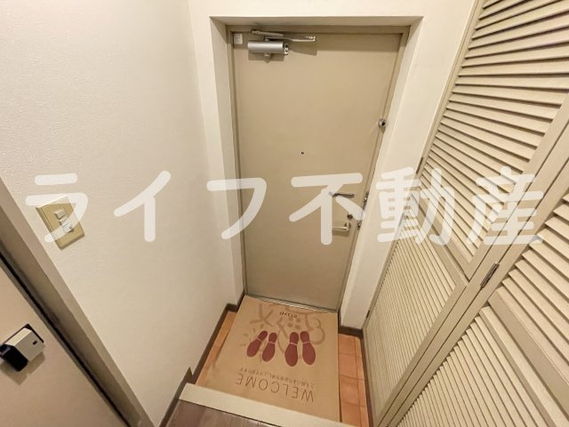 メゾンスギの玄関|落ち着いた玄関です