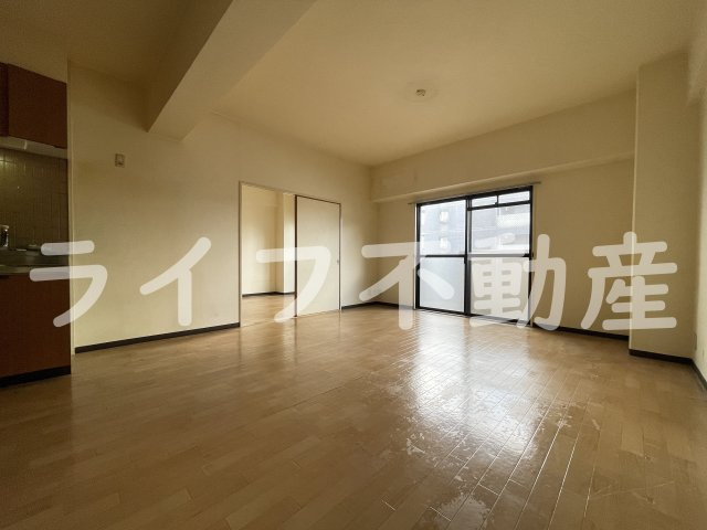 リヴィエールカンパーニュの洋室|使い勝手のいい洋室です