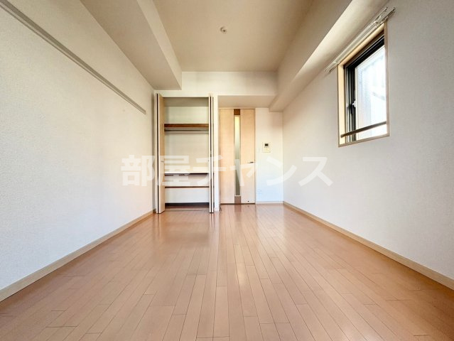 プレサンス名古屋駅前ヴェルロードの寝室