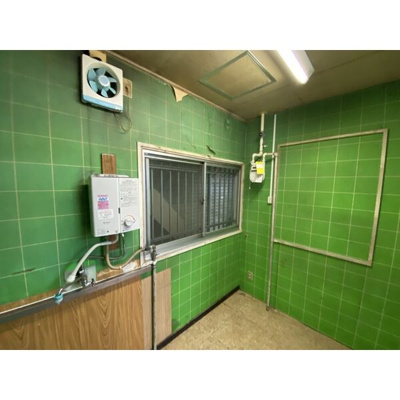  | ハイツ駒（ハイツ コマ）【　1階路面店　】