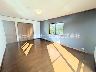 【寝室】 | 袋井市春岡 中古戸建て | 寝室です