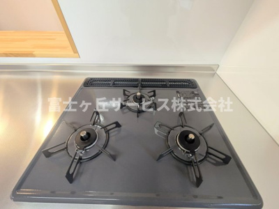 【その他】 | 袋井市春岡 中古戸建て | ３口コンロです