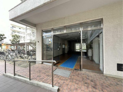 【エントランス】 | プリメーラ平塚