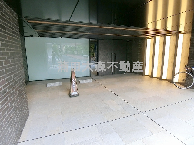 パークリュクス蒲田一丁目のエントランス