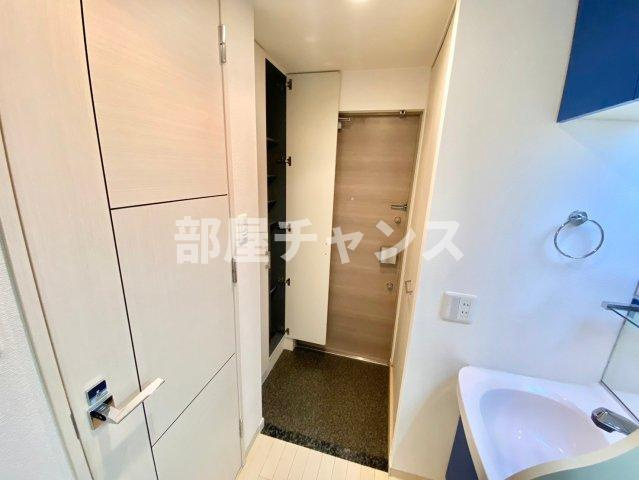 プレサンス名古屋STATIONアブソリュートの玄関