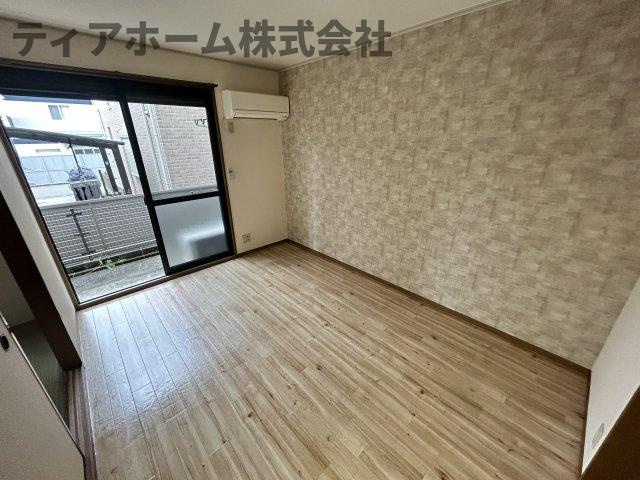 桑の実ハッピィハウスの洋室|広々とした洋室です