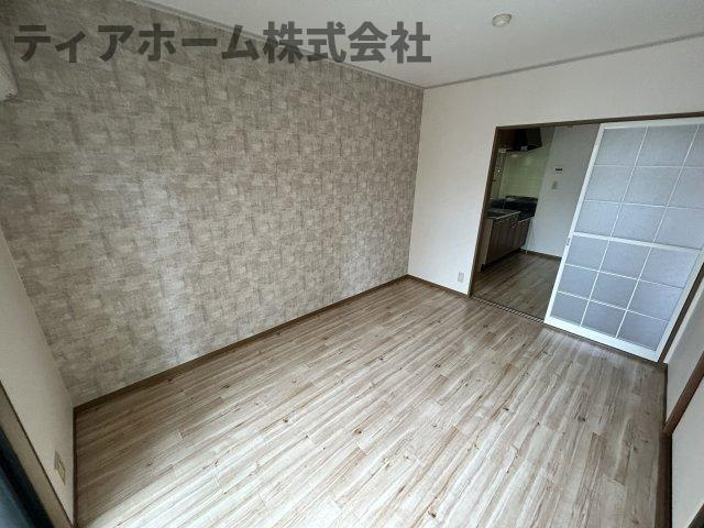 桑の実ハッピィハウスの洋室|明るい洋室です
