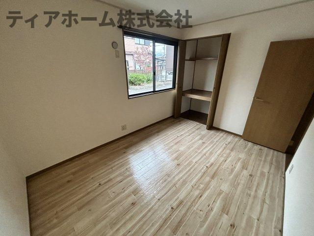 桑の実ハッピィハウスの洋室|ゆったりした洋室です