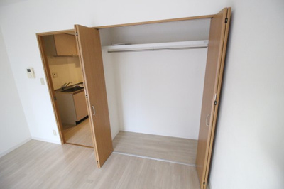 【収納】 | ルフランソレイユ | 洋室10帖クローゼット