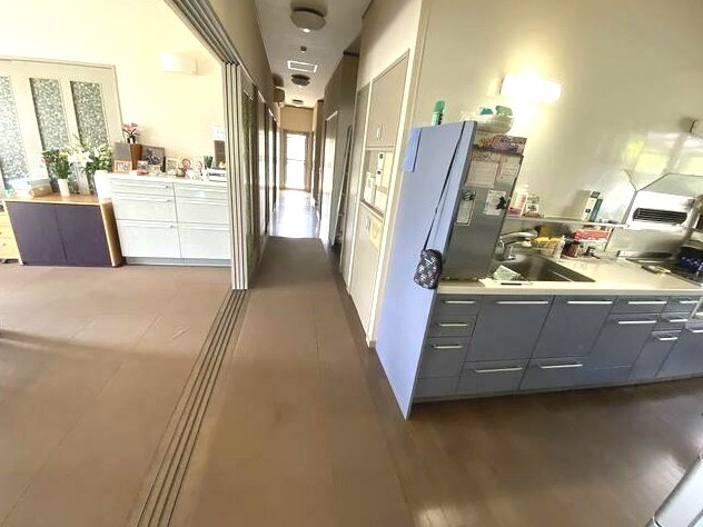 茂原市大芝　中古戸建のその他|平成15年9月築 ３LDKRC造平屋建 ゲストルーム・洋室約18帖 お庭にヤシの木 電動シャッター