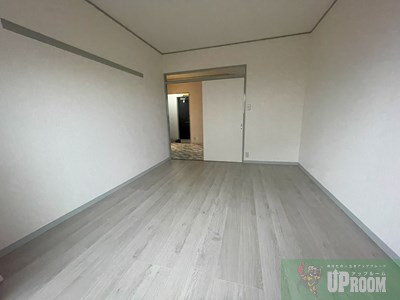 レイクサイドマンションカサイの居間・リビング