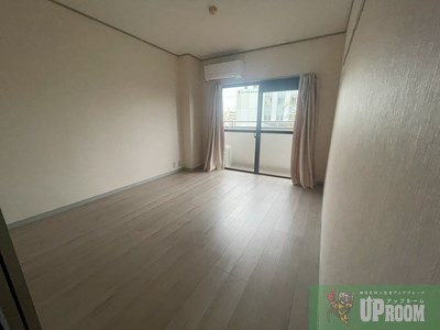 レイクサイドマンションカサイの居間・リビング