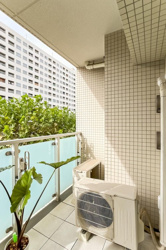 【バルコニー】