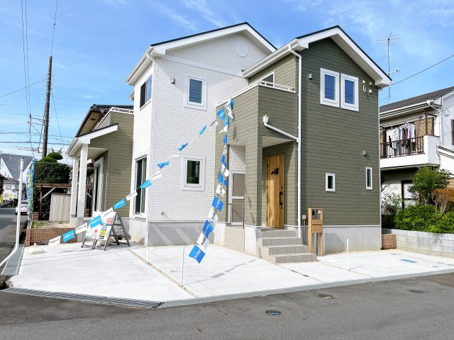 熊谷市上之　戸建住宅の外観|東南角地・駐車スペース３台