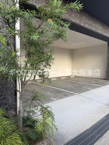 LaDouceur荒本のロビー