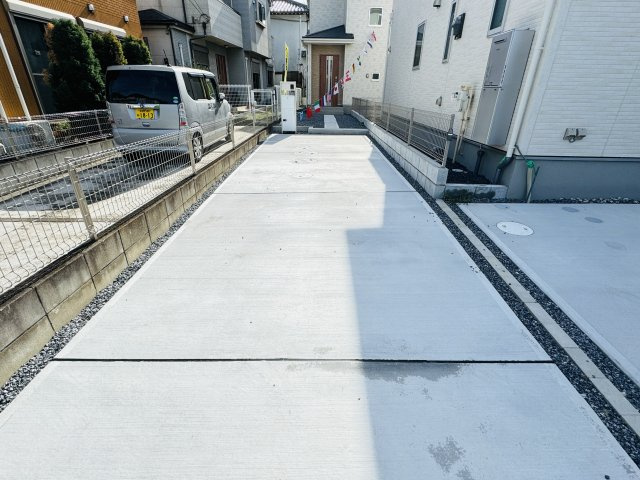 鎌ケ谷市南鎌ケ谷2丁目新築戸建（南鎌ケ谷23-1期）の駐車場|2号棟駐車スペース・縦列２台駐車可