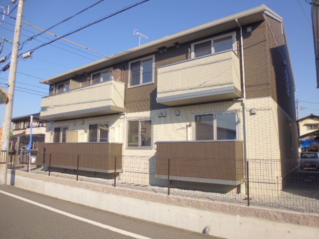 倉敷市神田３丁目のアパートの外観