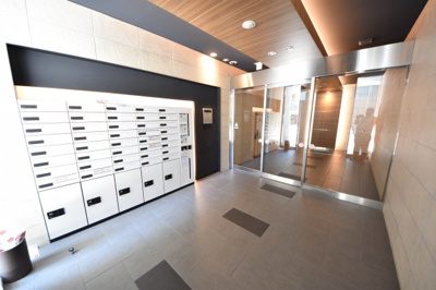 【エントランス】 | フォレ・リビエール磯辺通