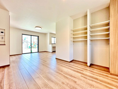 【居間・リビング】