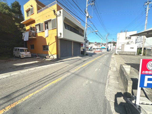 八万町下福万売土地の周辺