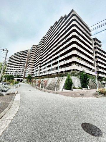 レジオンスクエア緑地公園4番館