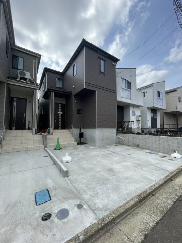 【仲介手数料無料】所沢市中新井１４期１号棟　所沢市の新築住宅なら西武ハウジングの駐車場