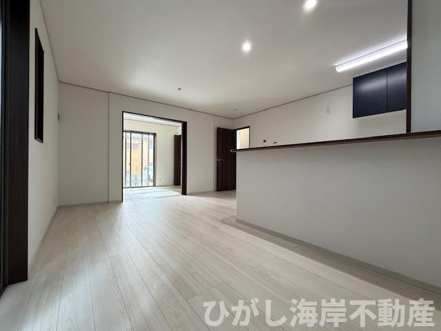 平塚市平塚３丁目　新築戸建　全15棟のダイニング|15帖　LDK