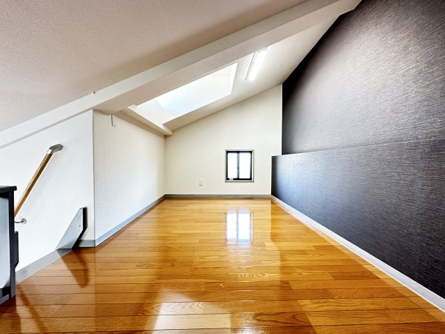 八反町ウィングの内装