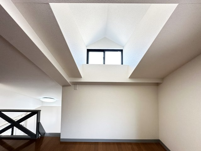 八反町ウィングの内装