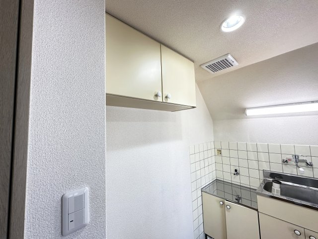 八反町ウィングの内装