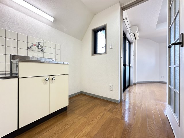 八反町ウィングの居間・リビング