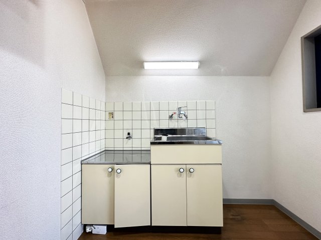 八反町ウィングのキッチン