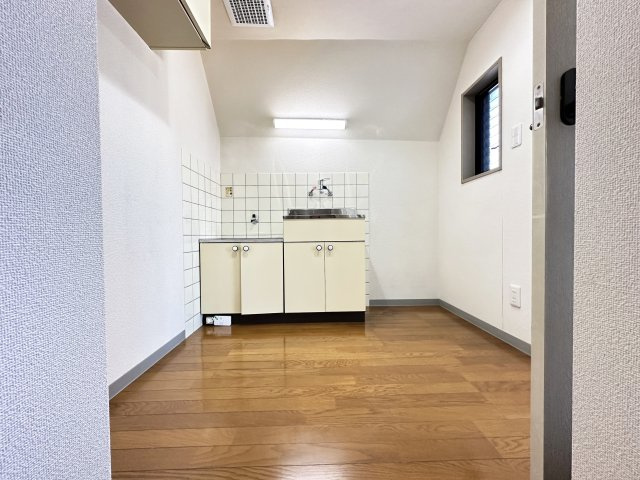 八反町ウィングの居間・リビング