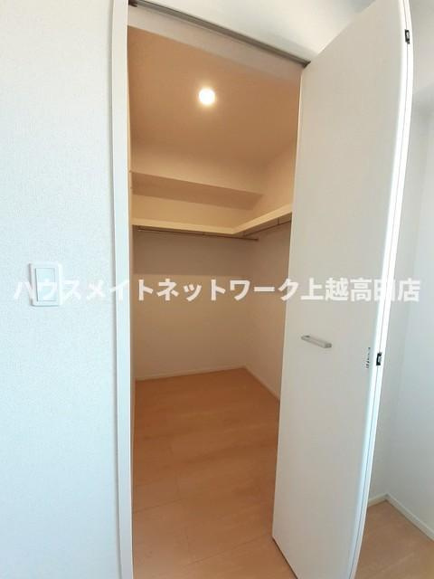 グランメゾンＳＳ１の収納|ウォークインクローゼット