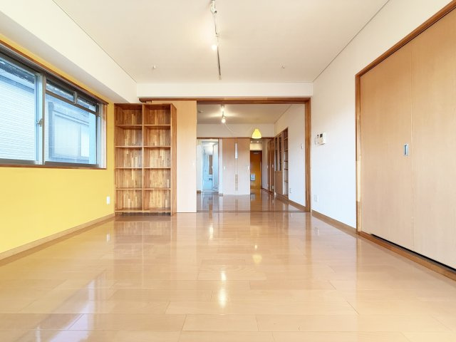 カーサ地球33番地の洋室