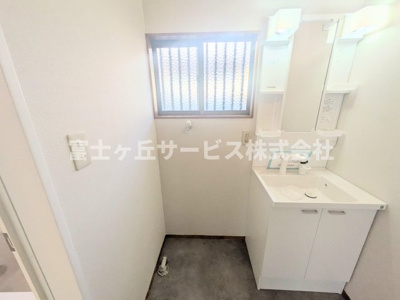 【ランドリースペース】 | 磐田市大原 中古戸建て | ランドリースペースです