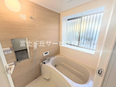 【浴室】 | 磐田市大原 中古戸建て | 風呂です