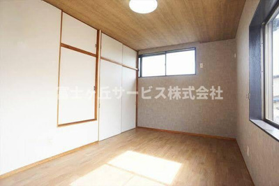 【寝室】 | 磐田市大原 中古戸建て | 寝室です